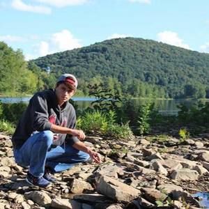 Meet your Posher, Devin